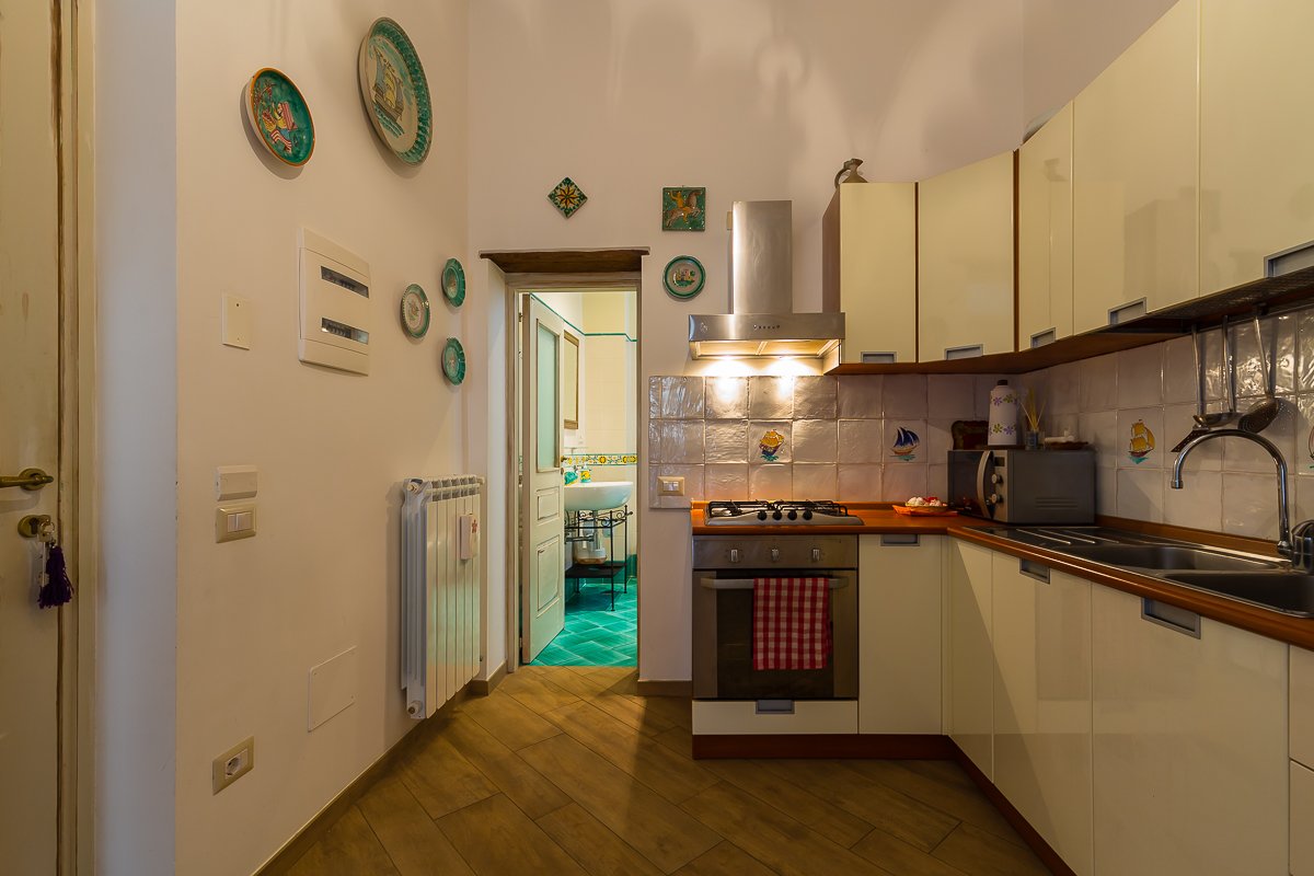 fba72a1f-9688-47ec-8497-3e9cf42a872d